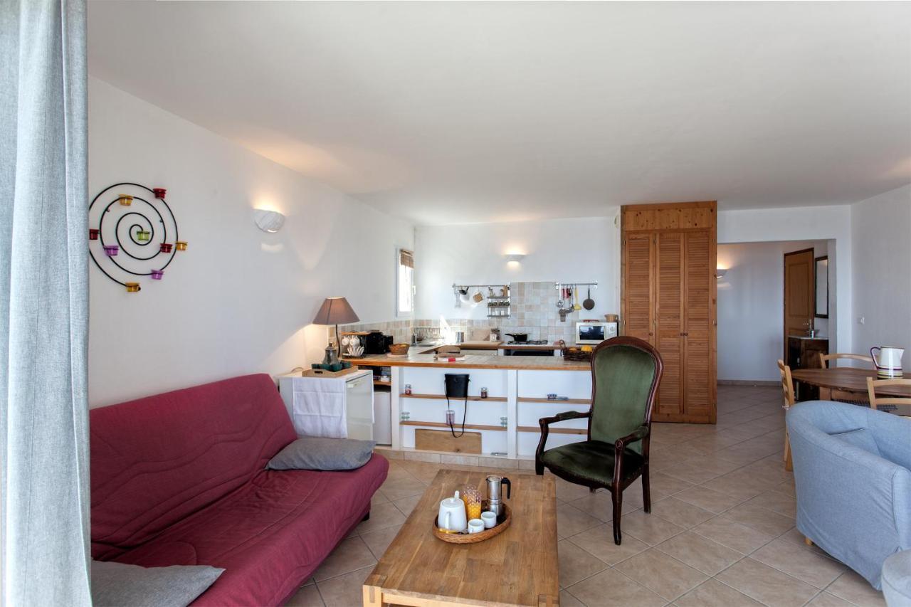 Apartamento Casa L'Alivi Luri Exterior foto